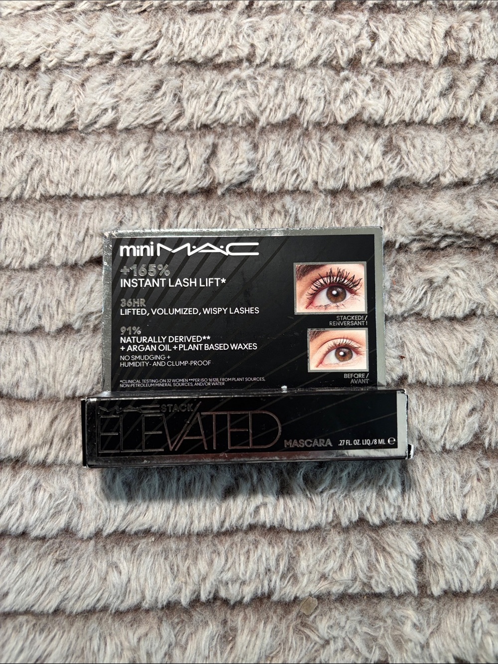 Mini MAC Elevated Mascara - Black